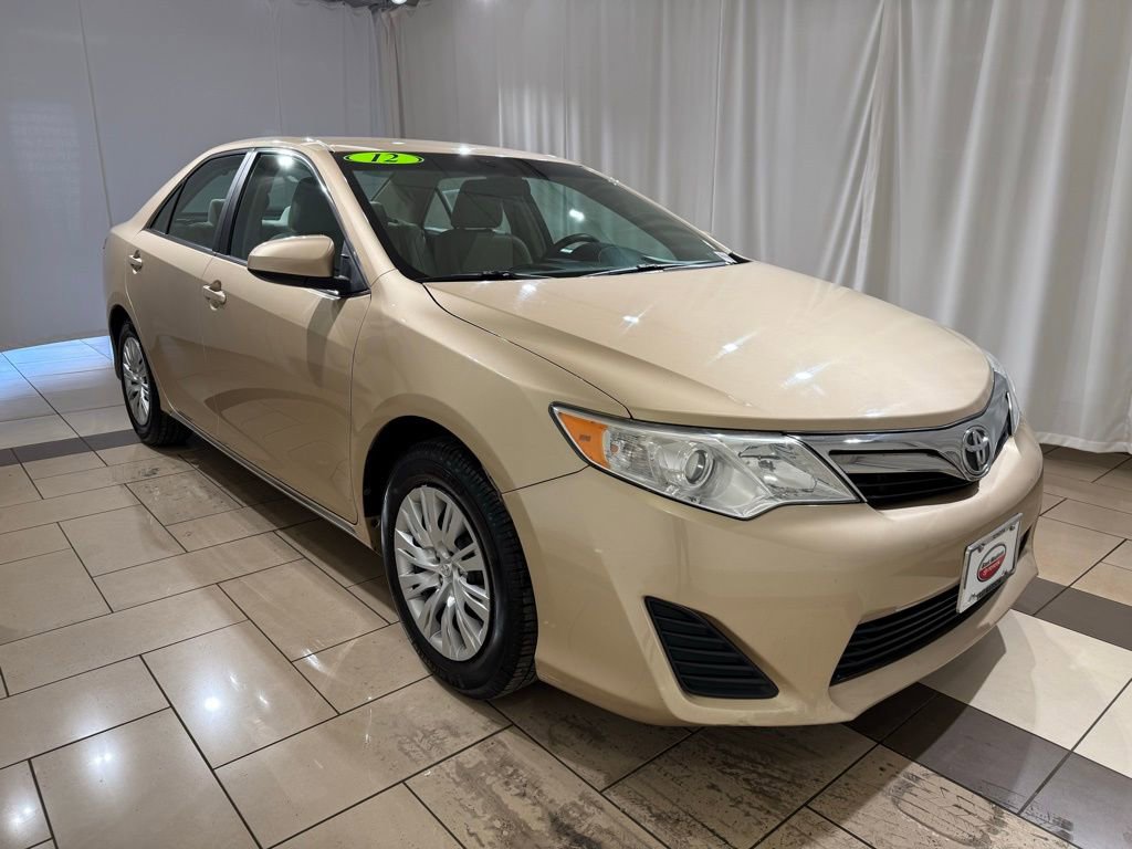 Used 2012 Toyota Camry LE image 7