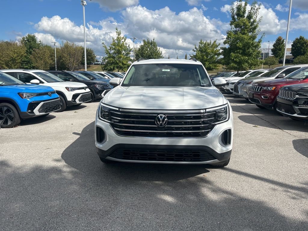 New 2026 Volkswagen Atlas SE image 2