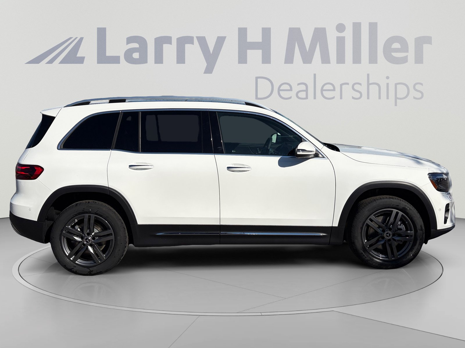 New 2026 Mercedes-Benz GLB 250 4MATIC image 6