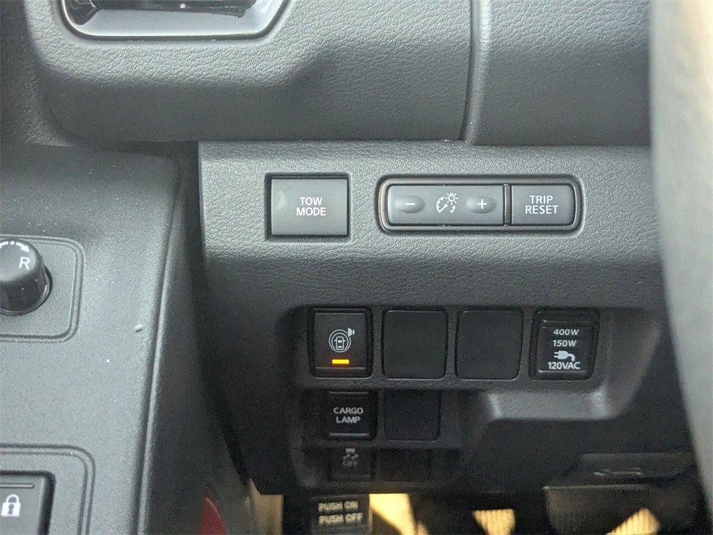 Used 2025 Nissan Frontier Pro-X w/ Pro Premium Package image 16