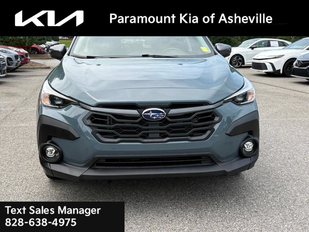 Used 2024 Subaru Crosstrek 2.0i Premium AWD/4WD image 2