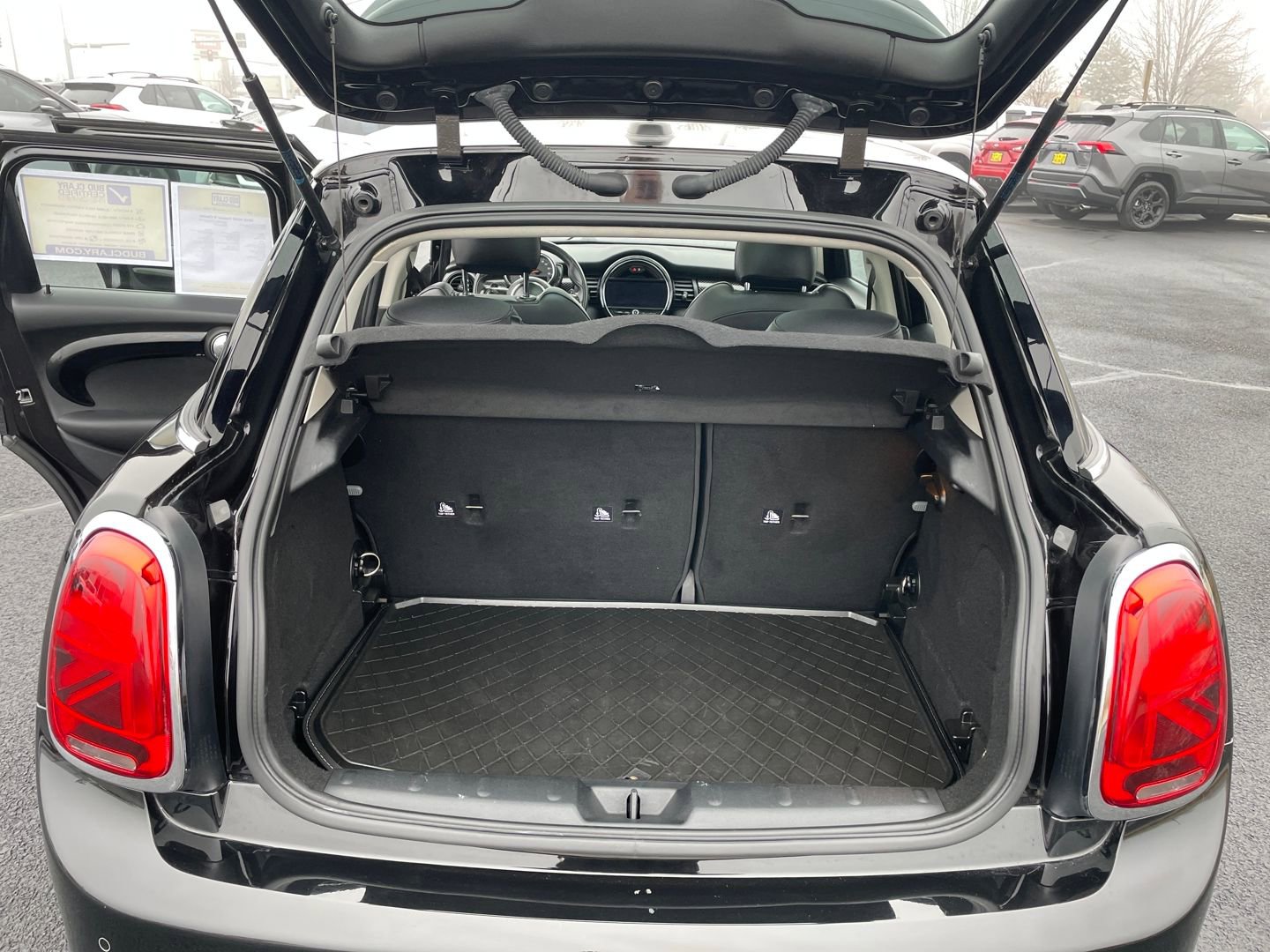 Used 2020 MINI Cooper S image 14