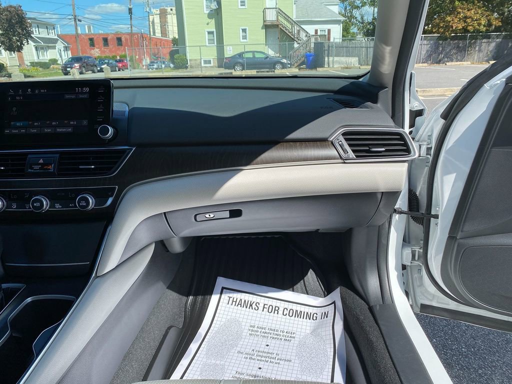 Used 2018 Honda Accord EX image 27
