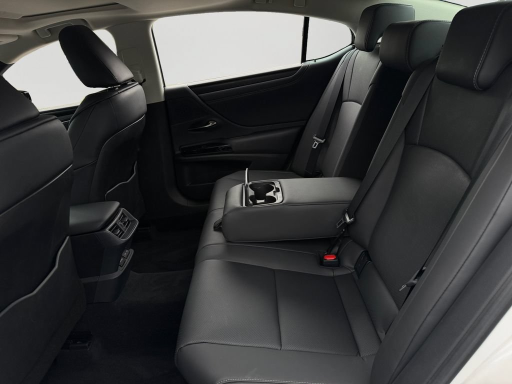 Certified 2025 Lexus ES 300h w/ Premium Package FWD image 11