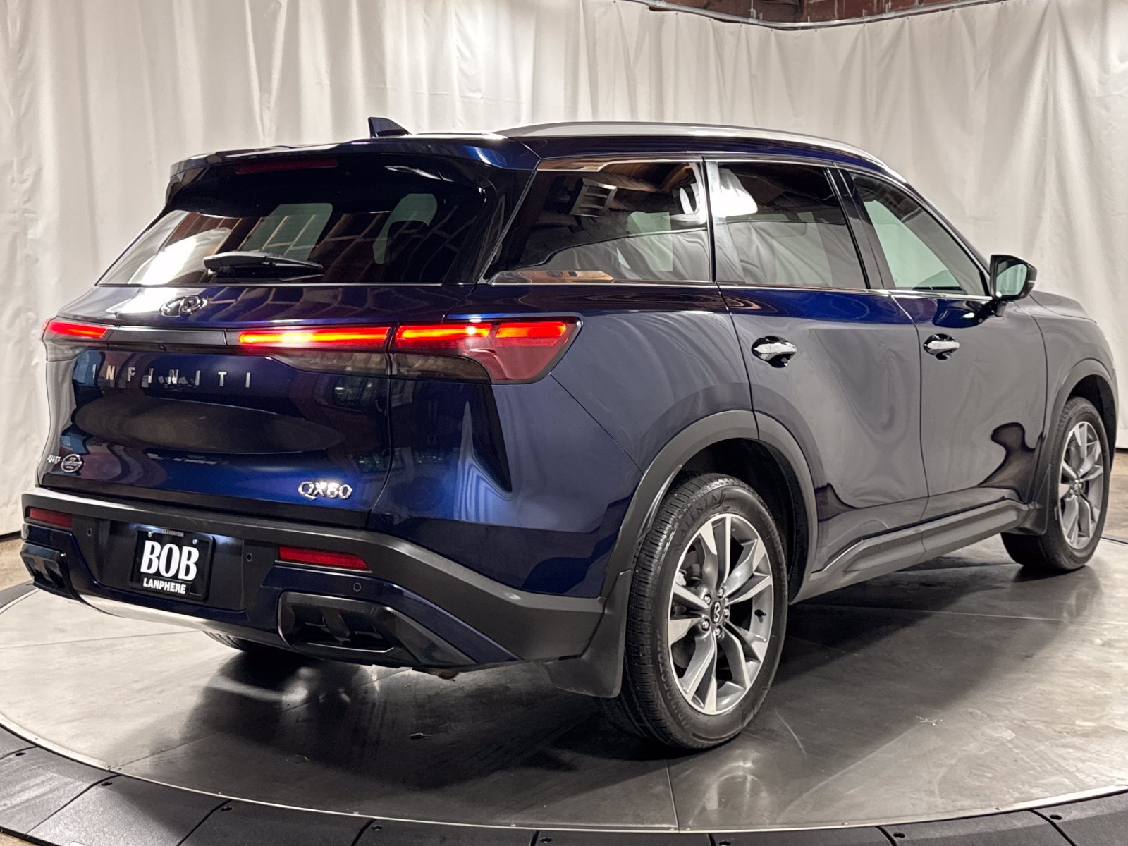 Used 2025 INFINITI QX60 Luxe AWD/4WD image 10
