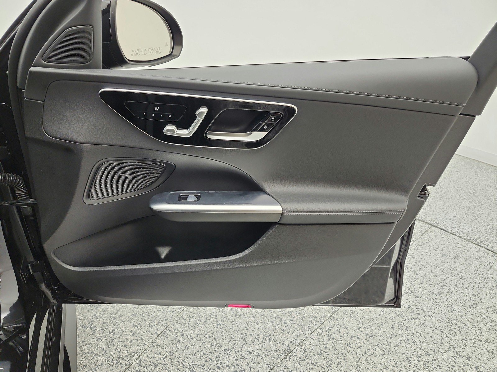 Used 2023 Mercedes-Benz C 300 Sedan image 19