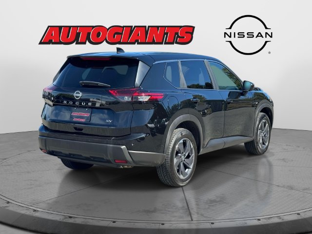 Used 2024 Nissan Rogue SV FWD image 4
