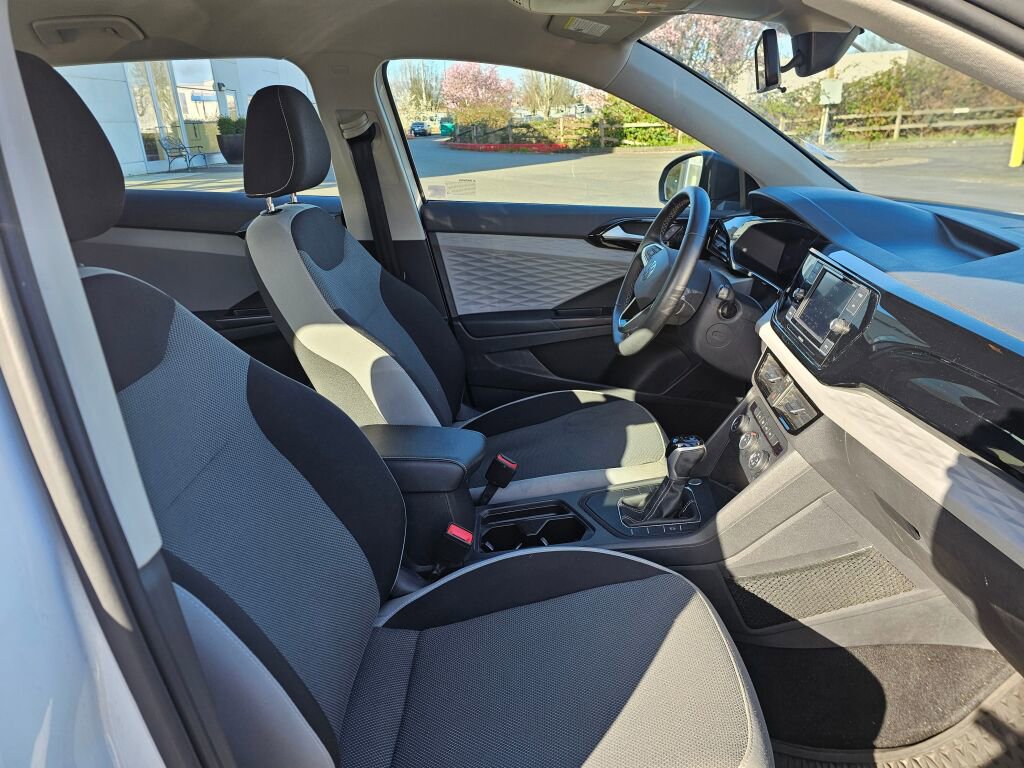 Used 2022 Volkswagen Taos S w/ IQ Drive S Package image 12