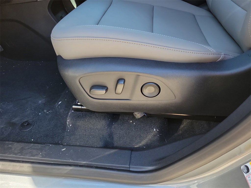 New 2025 GMC Acadia Elevation w/ Super Cruise Package image 13