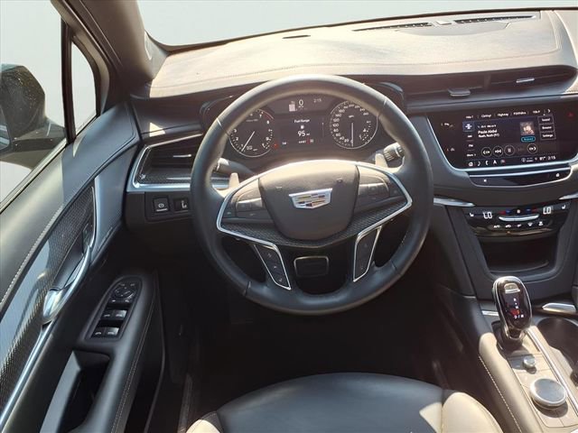 Used 2022 Cadillac XT5 Sportv image 14