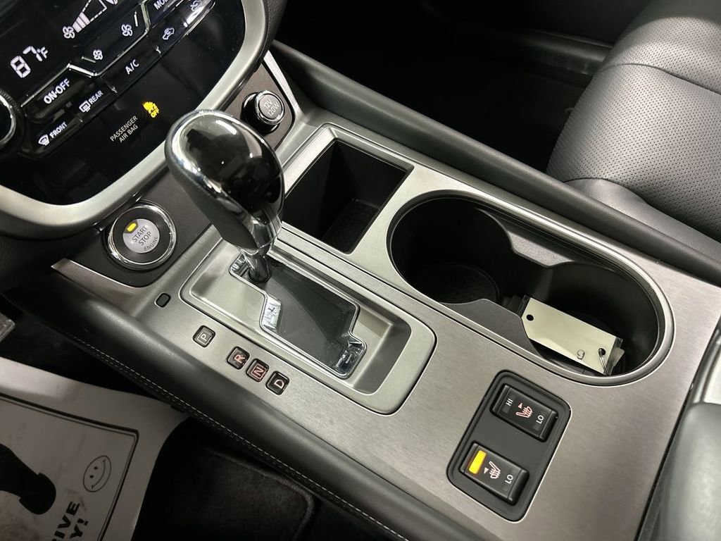 Used 2023 Nissan Murano SL w/ SL Moonroof Package image 18