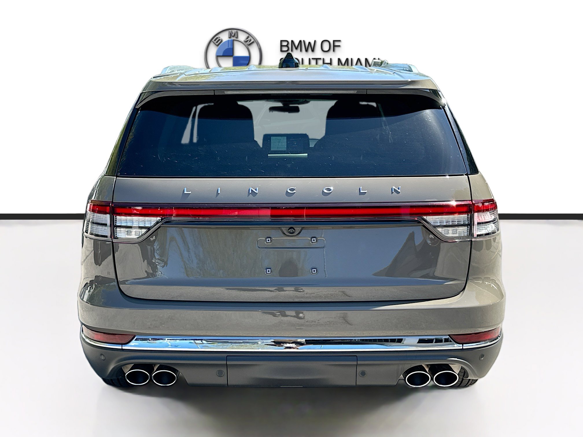 Used 2025 Lincoln Aviator 2WD image 6