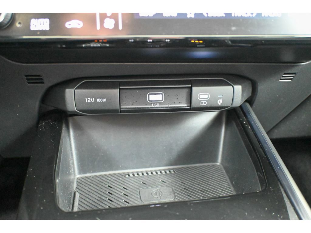 Certified 2025 Kia Niro Wind w/ Wind Preserve Package image 45