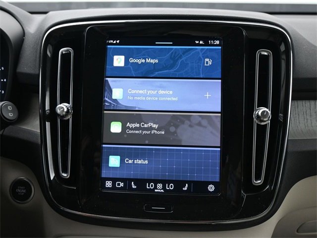 Used 2024 Volvo XC40 B5 Plus w/ Protection Package Premier image 13