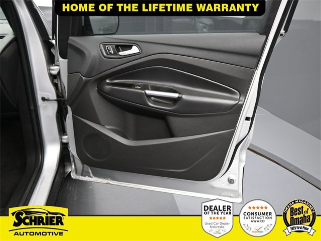 Used 2017 Ford Escape SE w/ Equipment Group 201A image 38