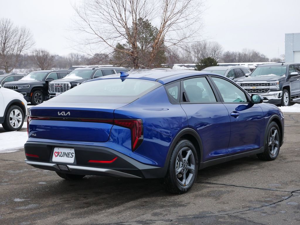 Used 2025 Kia K4 LXS image 7