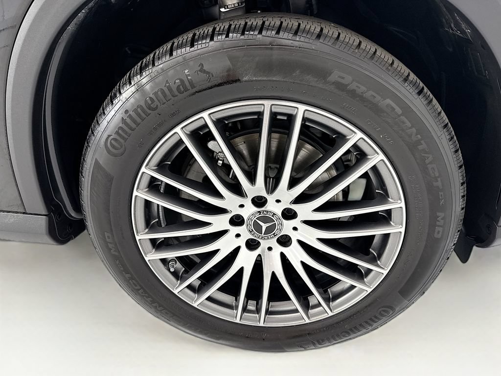 Used 2026 Mercedes-Benz GLC 300 image 31
