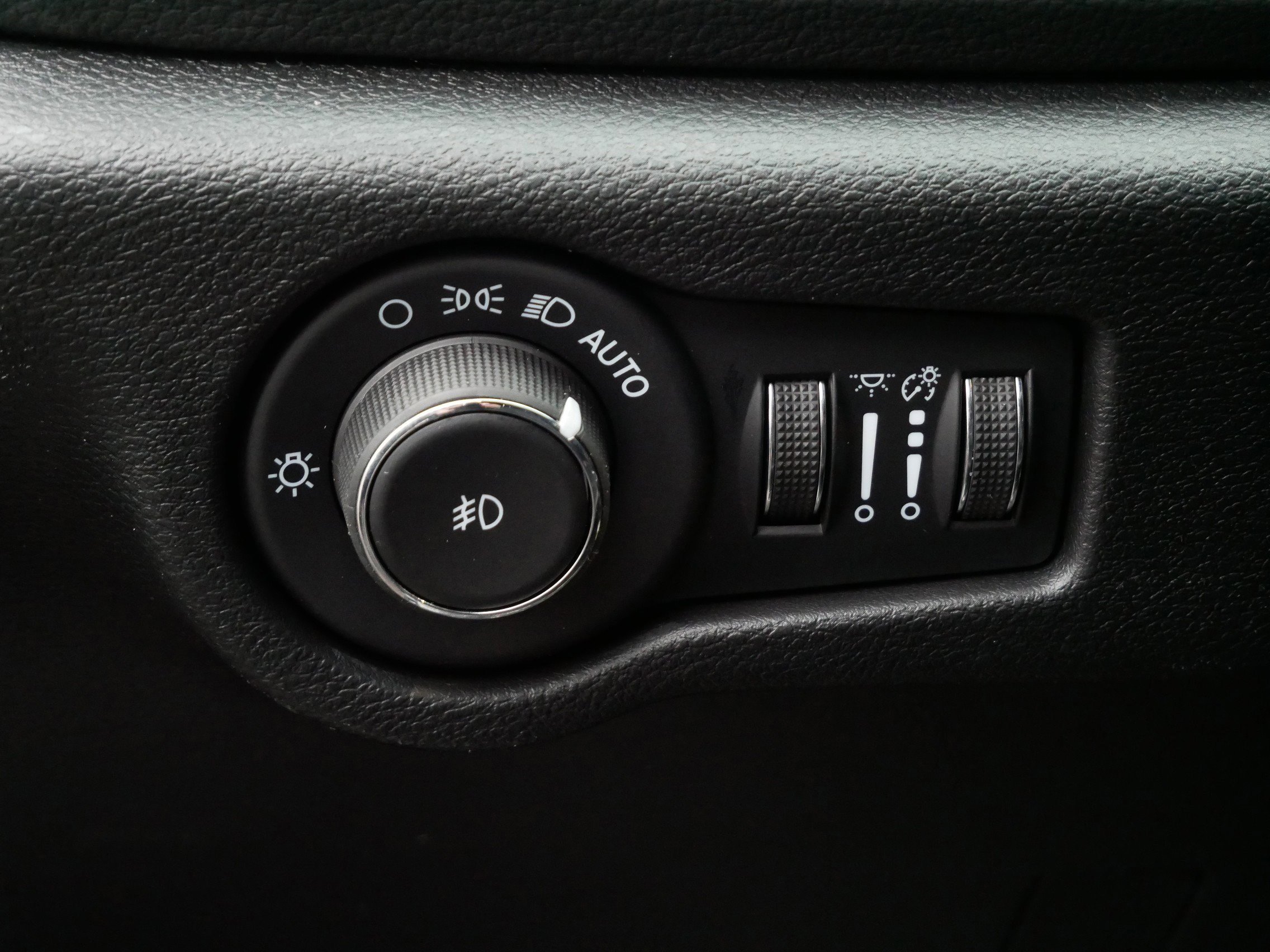 New 2026 Chrysler Pacifica Select w/ S Appearance Package image 14