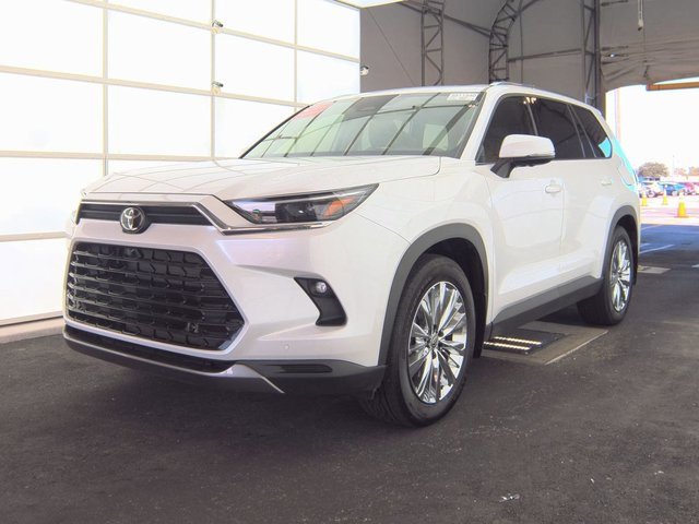 Used 2025 Toyota Grand Highlander AWD