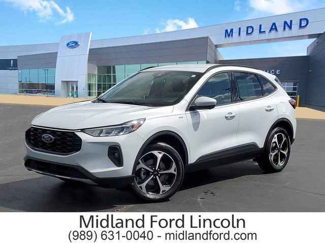 Certified 2025 Ford Escape ST-Line Select w/ Tech Pack #2 AWD/4WD image 1