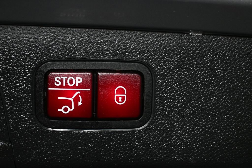 Used 2018 Mercedes-Benz GLC 300 image 31