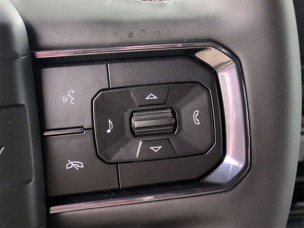 Used 2026 GMC Hummer EV 4x4 Crew Cab image 11