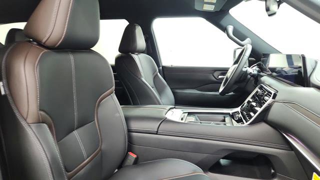 New 2026 Nissan Armada SL image 30