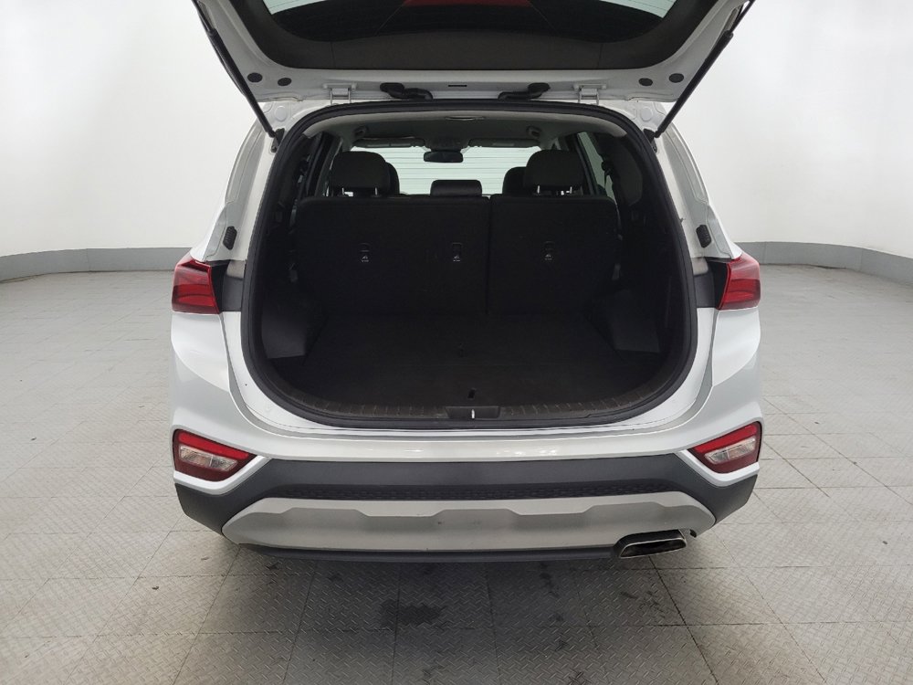 Used 2019 Hyundai Santa Fe SE image 29