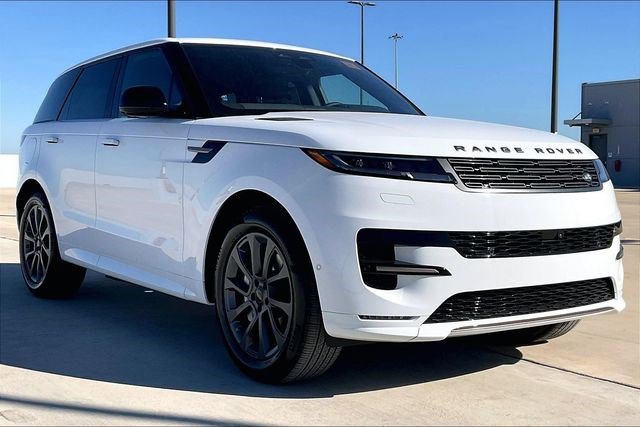 New 2026 Land Rover Range Rover Sport Dynamic SE image 2