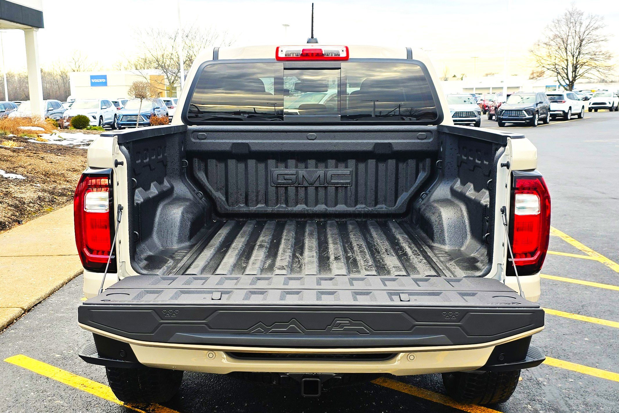 New 2026 GMC Canyon Elevation w/ Convenience Package image 8