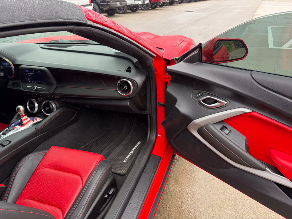 Used 2023 Chevrolet Camaro LT RWD image 16