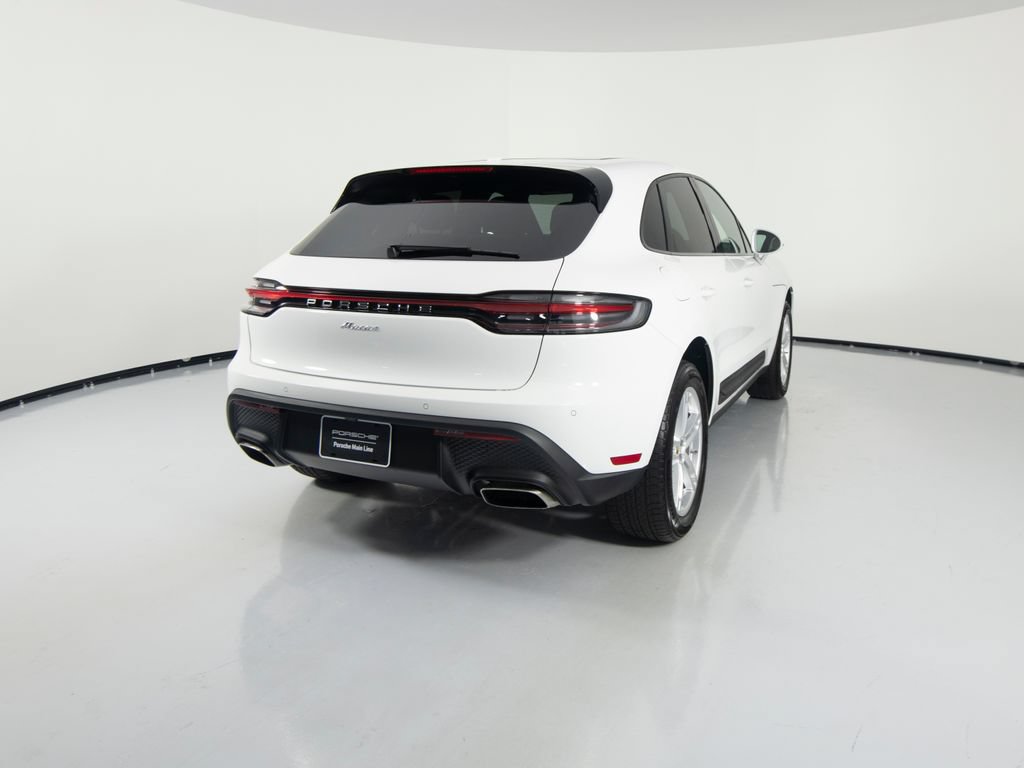 New 2026 Porsche Macan AWD/4WD image 10