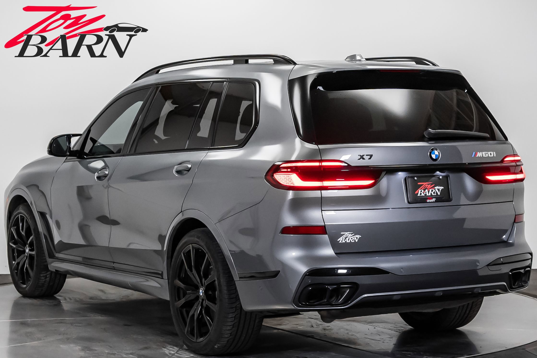 Used 2024 BMW X7 M60i image 3