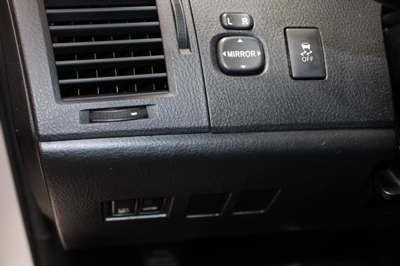 Used 2011 Toyota Avalon FWD image 15