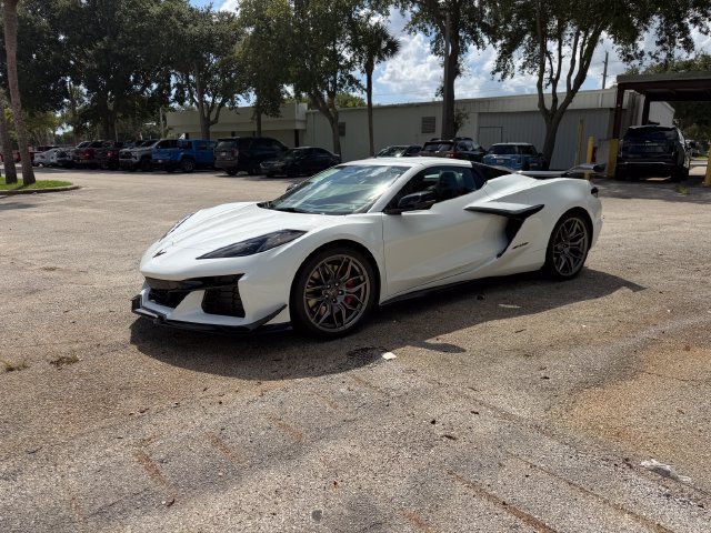 New 2027 Chevrolet Corvette Z06 RWD image 2