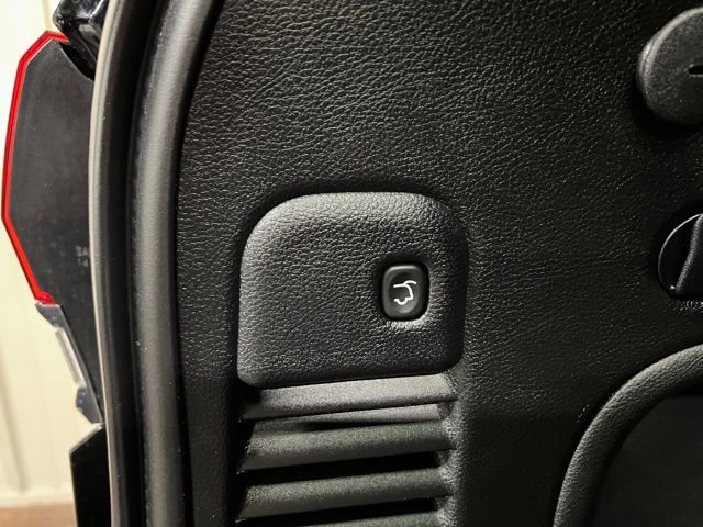 Used 2022 Jeep Grand Cherokee Limited image 22