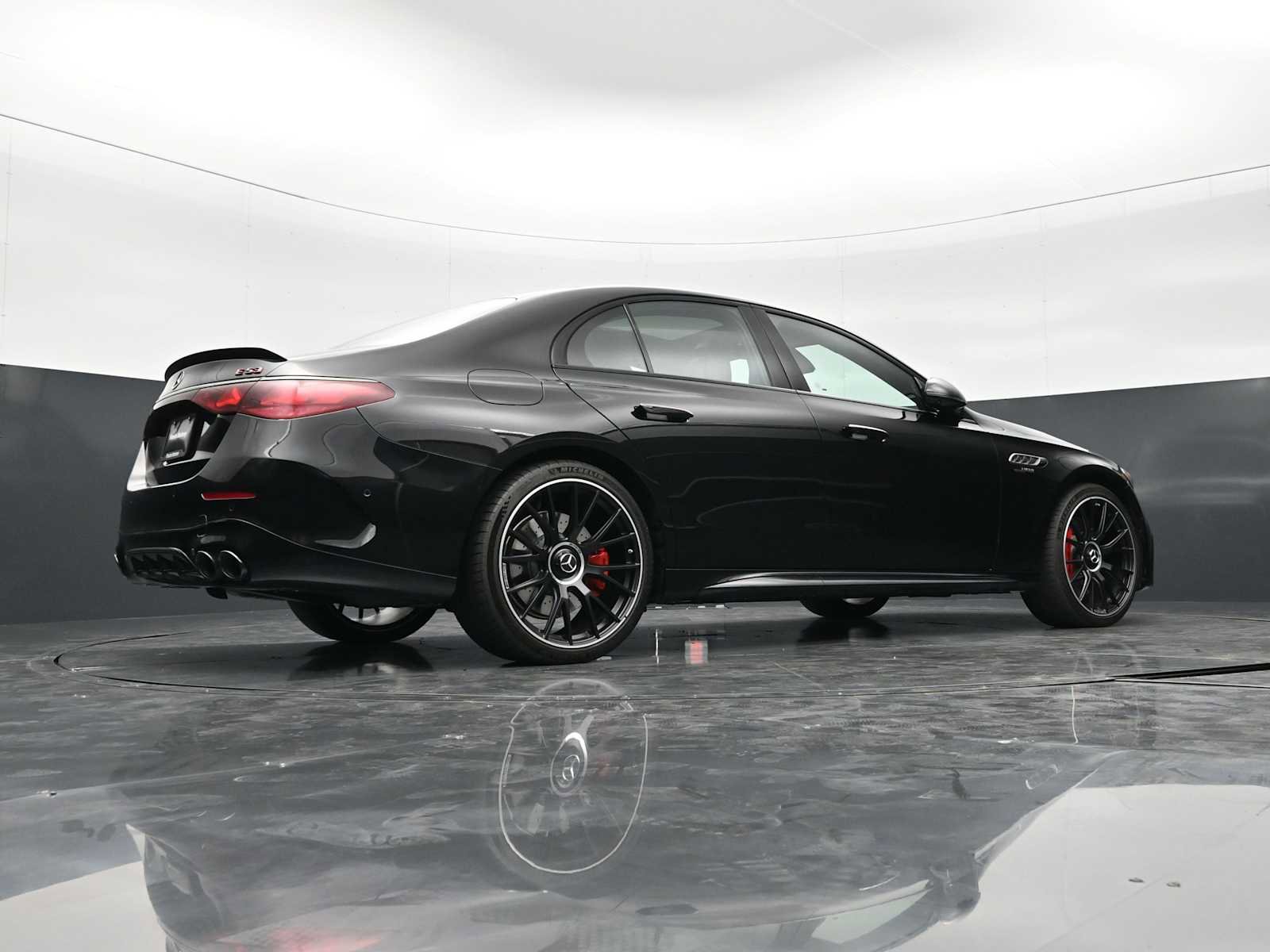 Used 2025 Mercedes-Benz E 53 AMG e 4MATIC Sedan image 42