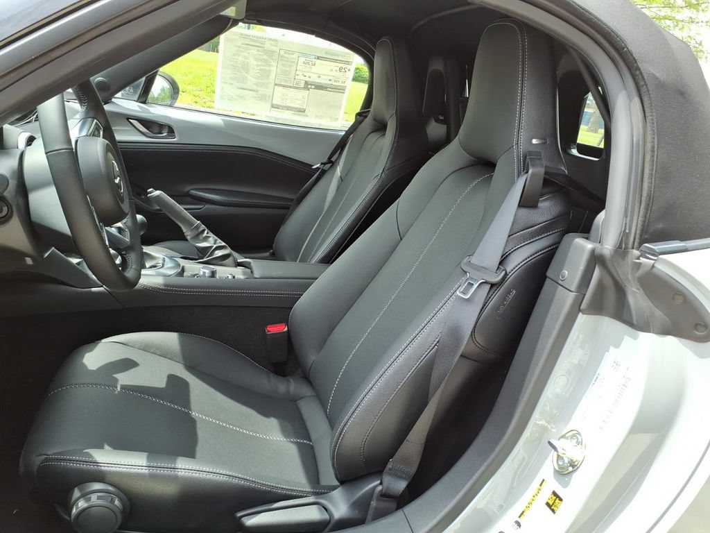 New 2026 MAZDA MX-5 Miata Grand Touring w/ Appearance Package RWD image 13