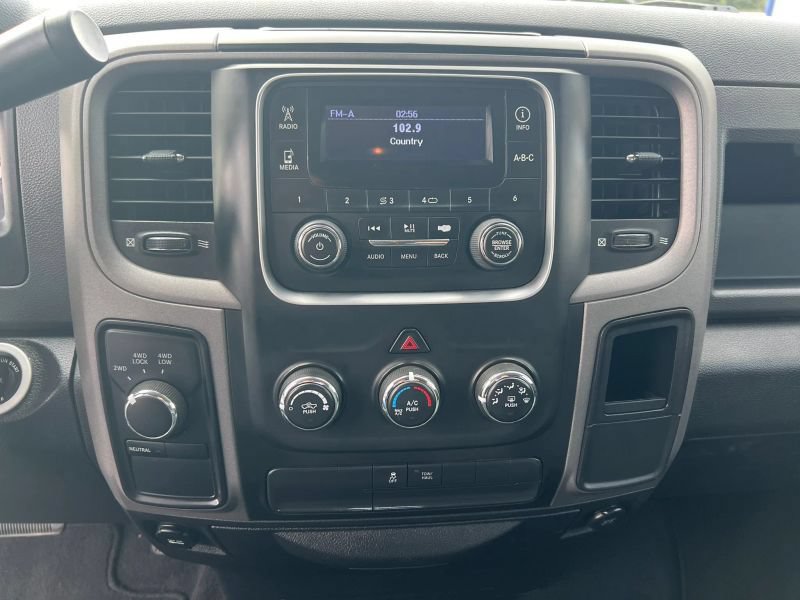 Used 2014 RAM 1500 ST w/ SXT Appearance Group AWD/4WD image 24