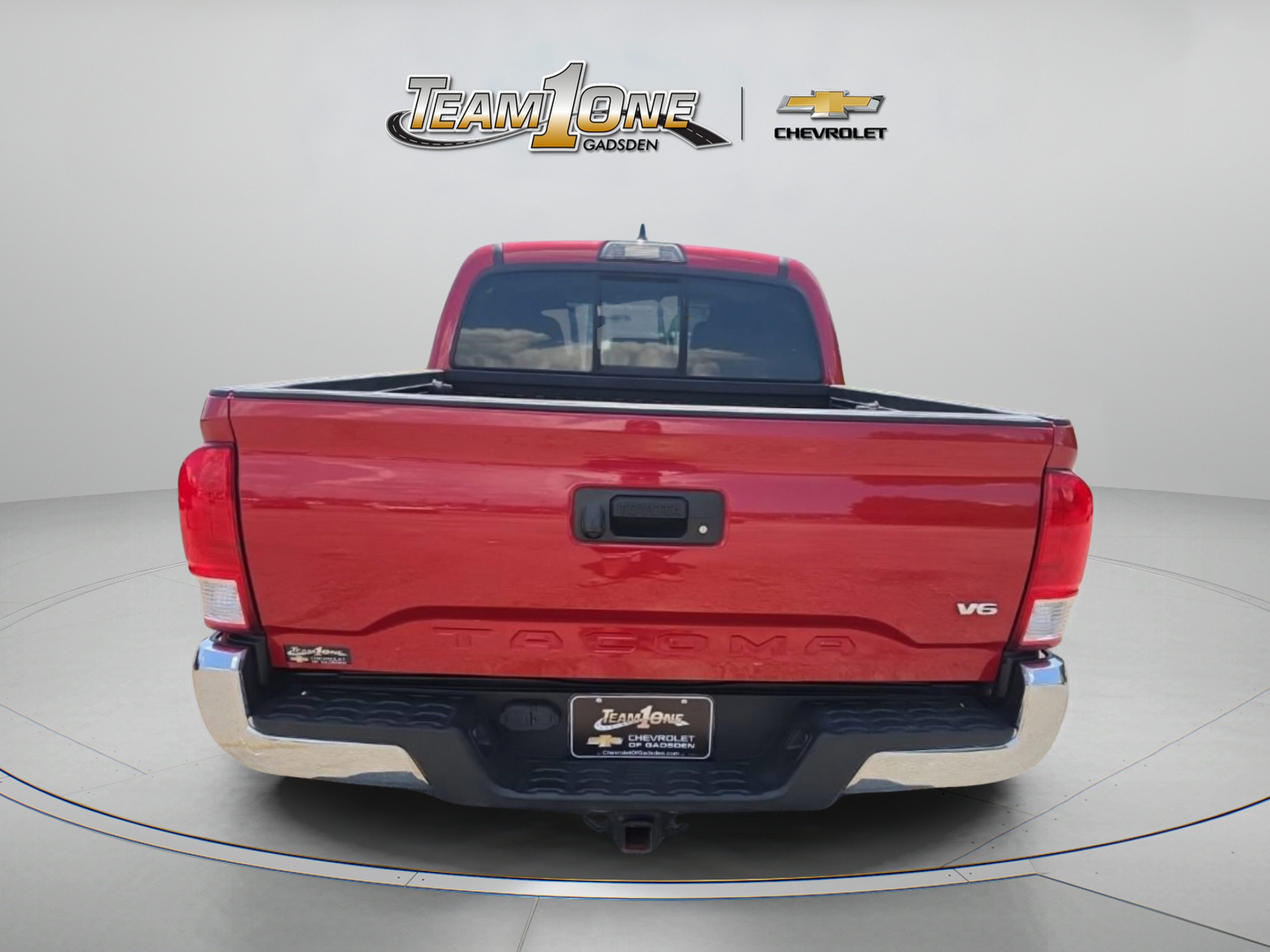 Used 2017 Toyota Tacoma SR5 w/ Tow Package RWD image 7