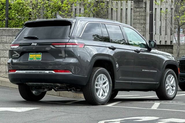New 2026 Jeep Grand Cherokee Laredo X AWD/4WD image 4