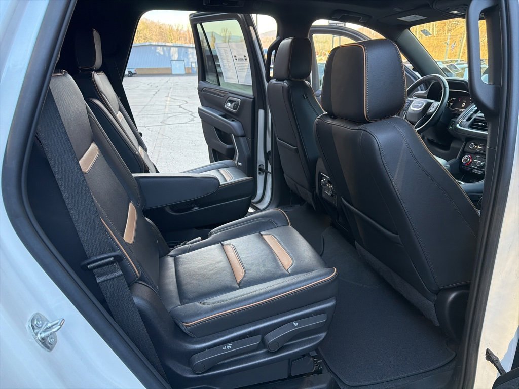 Certified 2022 GMC Yukon AT4 w/ Max Trailering Package image 17