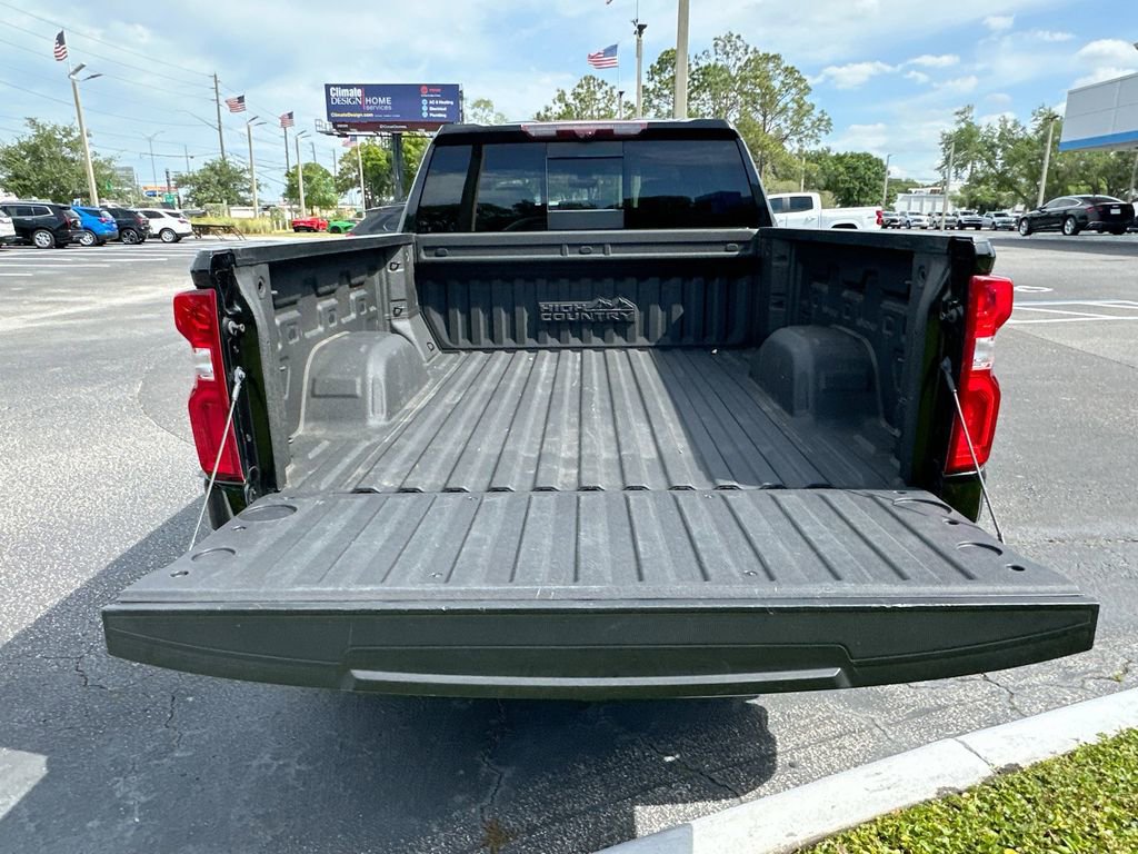 Used 2020 Chevrolet Silverado 1500 High Country w/ Technology Package AWD/4WD image 24