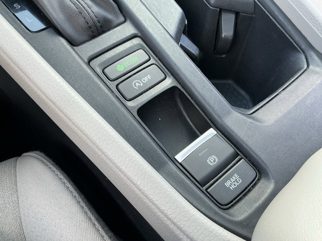 Certified 2024 Honda Accord EX image 37