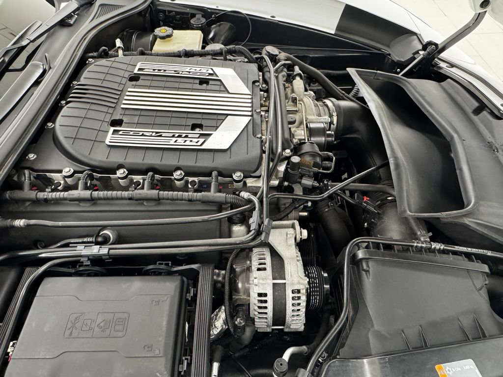 Used 2015 Chevrolet Corvette Z06 w/ 3LZ Preferred Equipment Group image 37