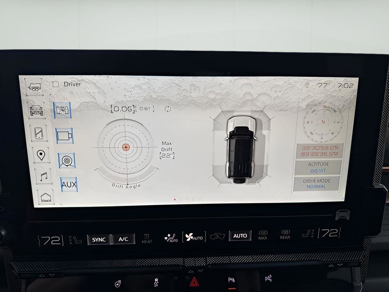 New 2024 GMC Hummer EV 3X w/ LPO, Illumination Package image 16