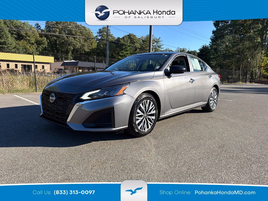 Used 2025 Nissan Altima 2.5 SV