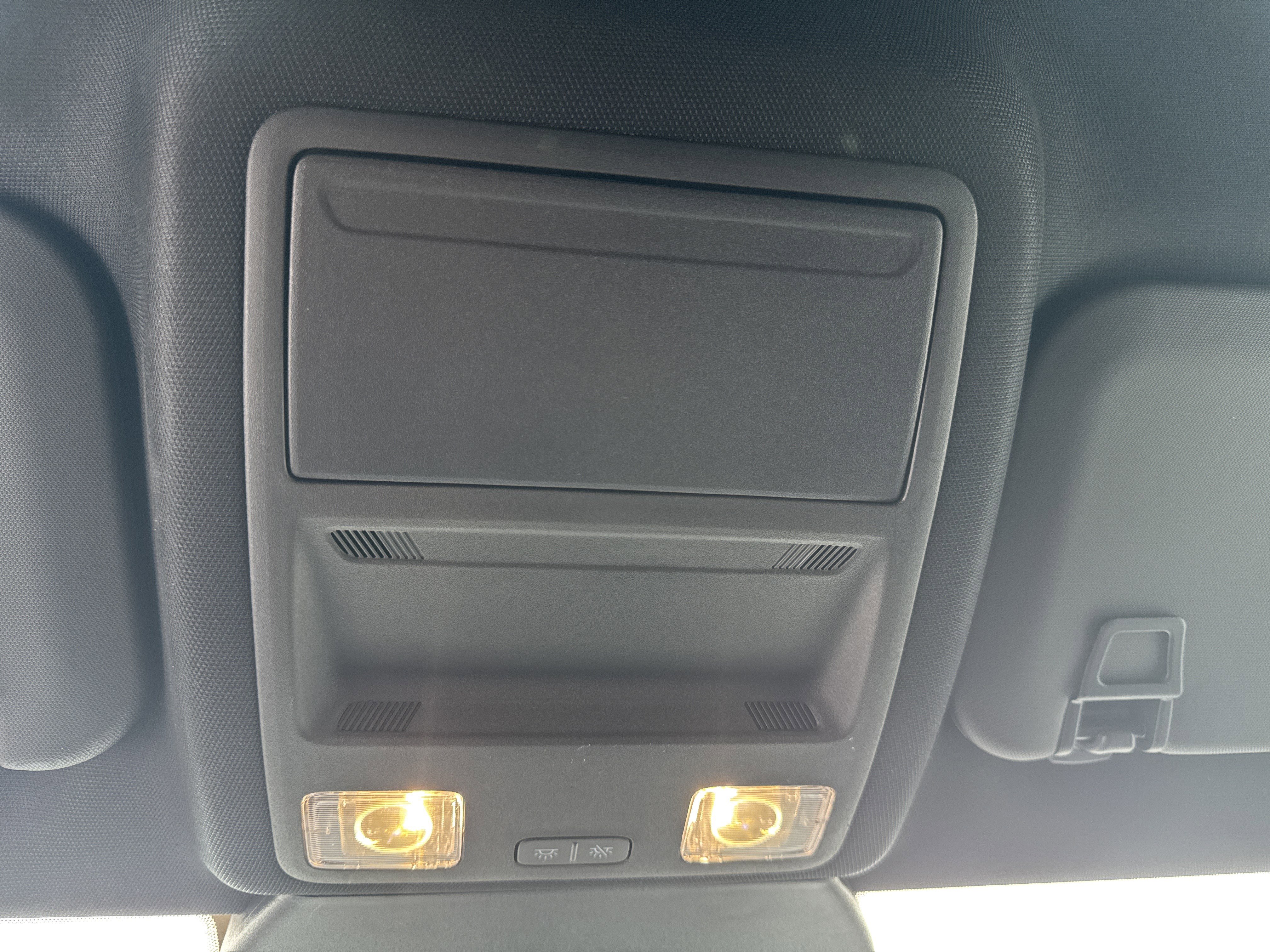 Certified 2025 Ford Escape ST-Line w/ Tech Pack #1 FWD image 27