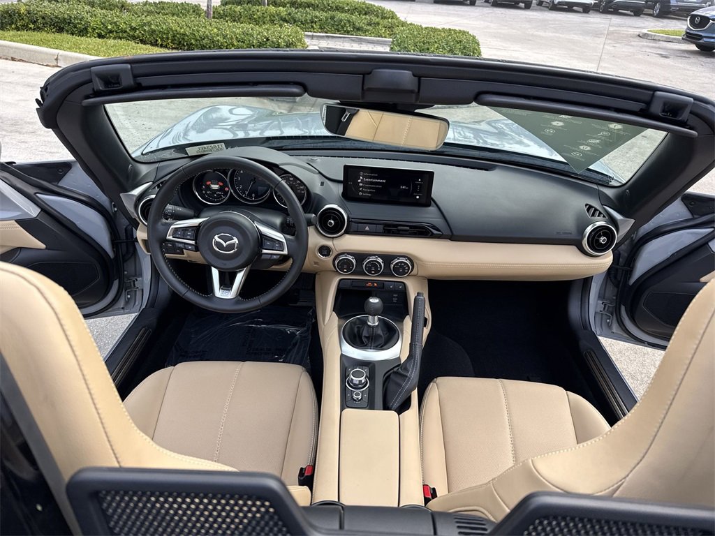 Used 2024 MAZDA MX-5 Miata Grand Touring w/ Weather Package image 35