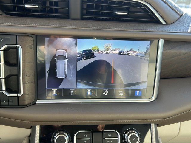 Used 2021 GMC Yukon XL Denali w/ Denali Premium Package image 26